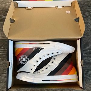 Converse: Pride collection   Men’s size: 7  Women’s size: 9 Brand New
